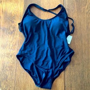 NWT Gap one piece black swimsuit size M